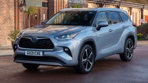 New Toyota Highlander 2021 review ~ station of gear